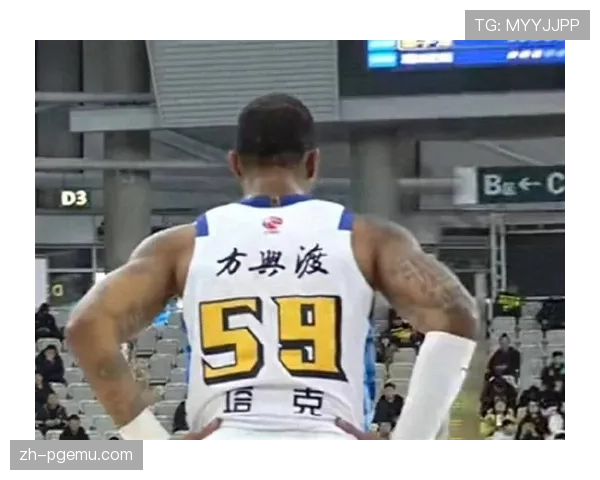 塔克进攻组织一手抓，场均近9次助攻盘活广厦全队